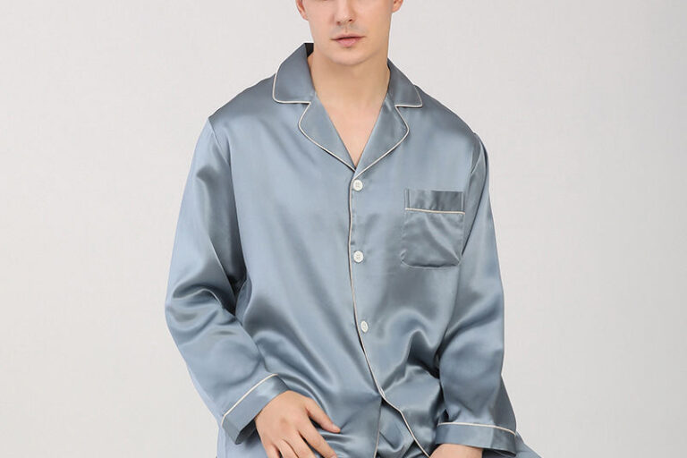 Luxury long sleeve men’s silk pajamas manufacturer