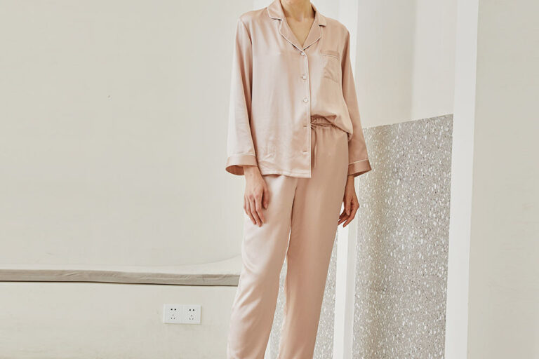 Women’s silk pajamas wholesale long sleeve pants set