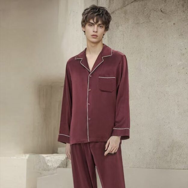 Luxury men’s silk pajama set from factory (1) Men’s silk pajamas factory luxury set