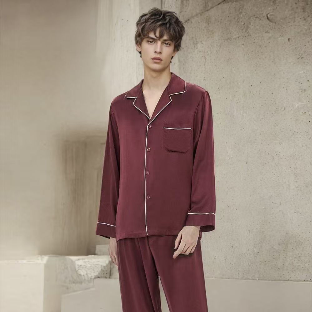 Luxury men’s silk pajama set from factory (1) Men’s silk pajamas factory luxury set