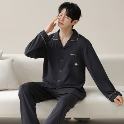 Stylish men’s cotton pajama set supplier homewear
