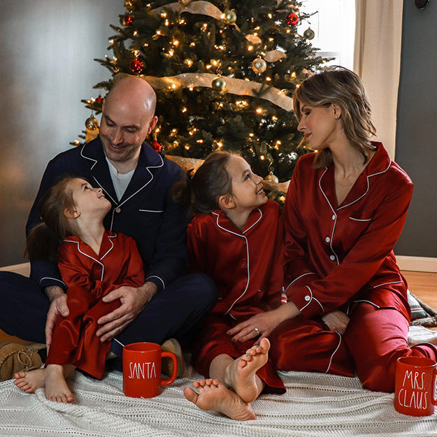 Silk family pajamas manufacturer collection (3) Silk family pajamas manufacturer high quality matching sets