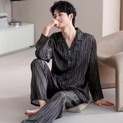 High-end men’s satin pajama set for spring and autumn