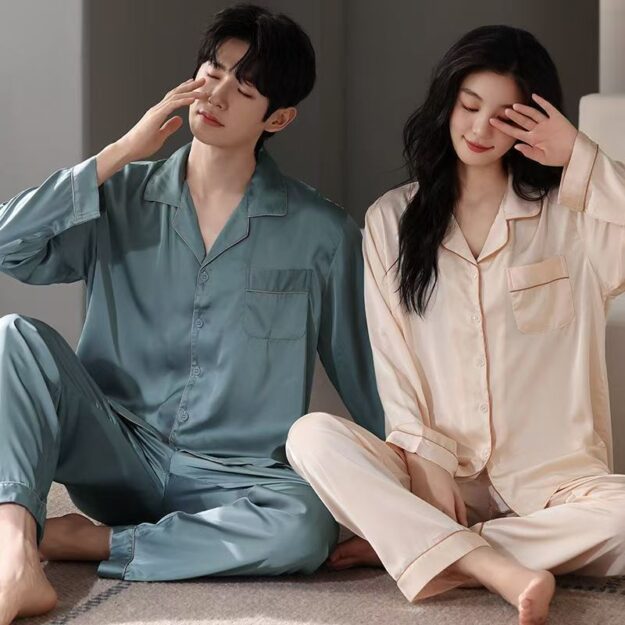 Elegant Satin Pajamas for Couples – Spring & Autumn (5) Spring and autumn couple satin pajama set