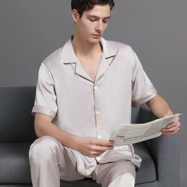 High-End Summer Silk Pajama Set for Men (8) Summer high-end casual men’s silk pajama set