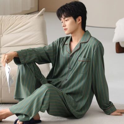 High-quality men’s cotton pajama set for homewear