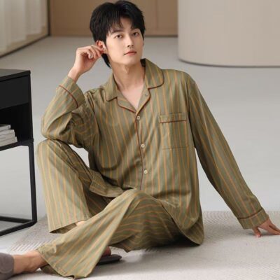High-quality men’s cotton pajama set for homewear