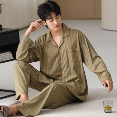 High-quality men’s cotton pajama set for homewear