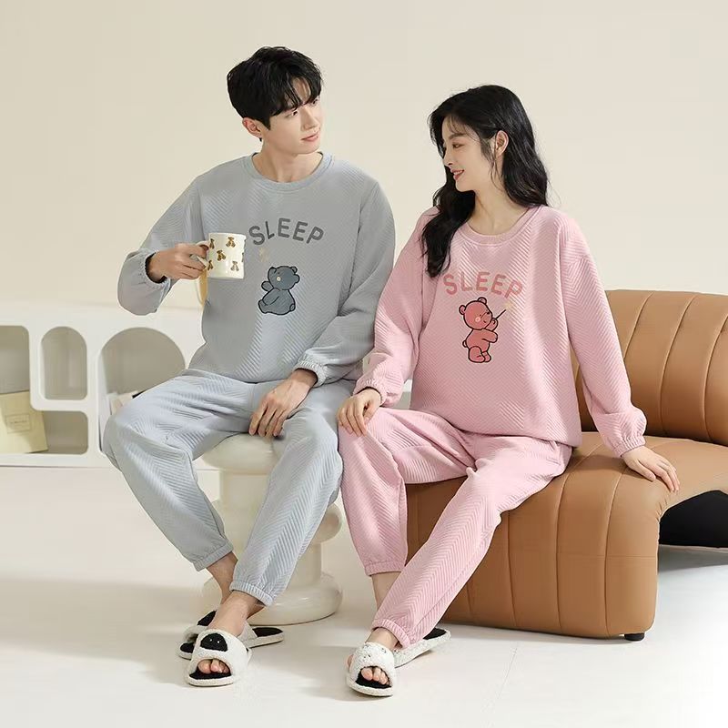Simple Thickened Couple Cotton Pajamas for Autumn and Winter (6) Thick cotton couple pajama set for autumn and winter