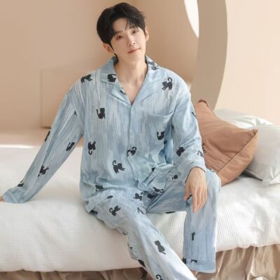 Loose-fit men’s long-sleeve cotton pajama set for spring and autumn