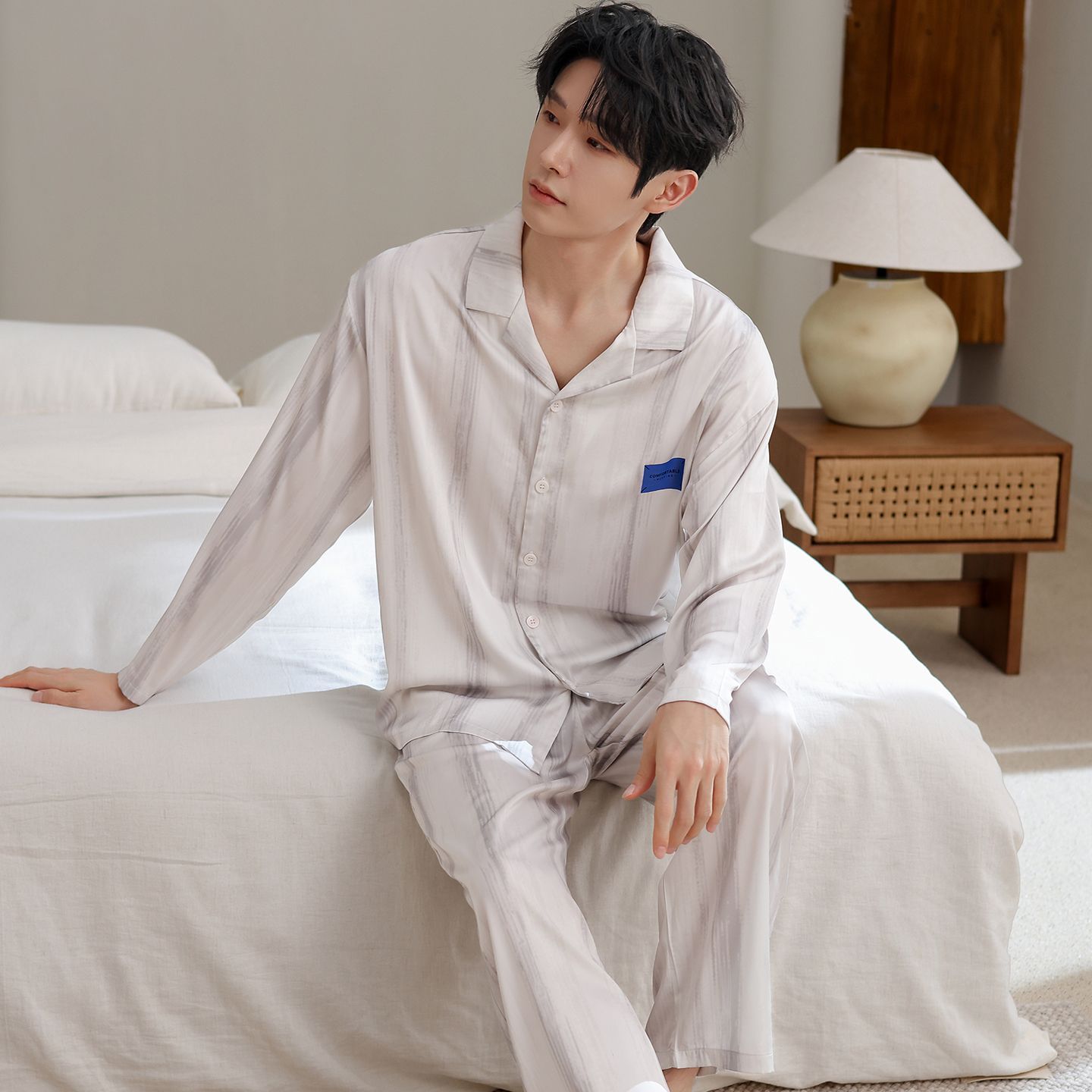 Loose spring autumn men satin pajama set with lapel collar