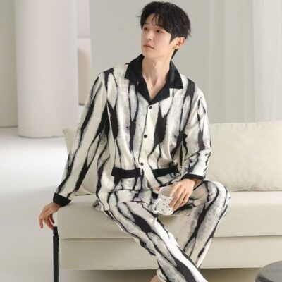 Minimal turn-down collar casual loose men cotton pajamas